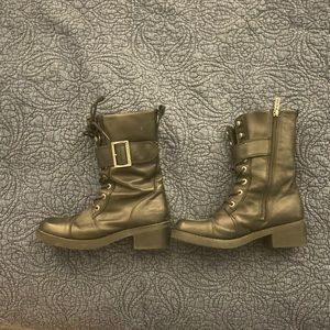 Harley Davidson black leather biker boots.